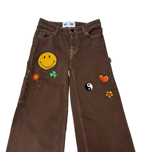 Don't call me Jennyfer Women's Size 00/27 Flare Cargo Jeans Embroidered Patches - Picture 3 of 6